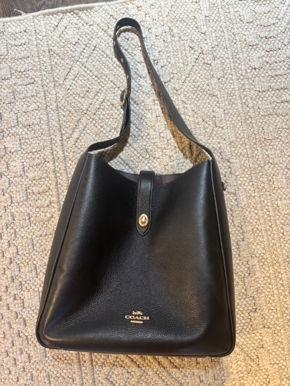 Large Coach Hadley Shoulder Bag - Picture 2 of 2